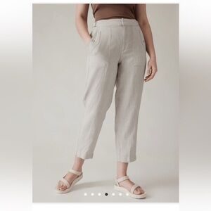 Athleta 🎉HP🎉🎈NWT Voyager Linen Pant in natural linen color with silver accents